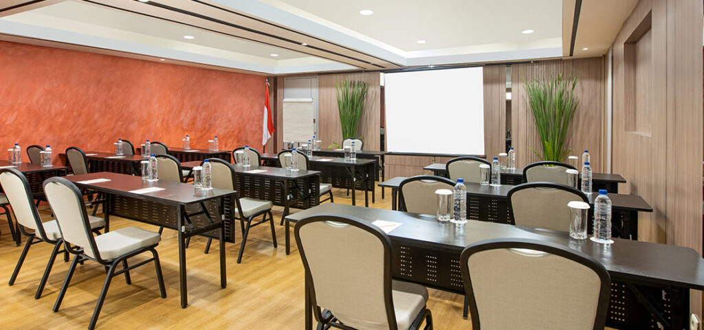 Meeting Room Malyabhara MAWAR MERAH