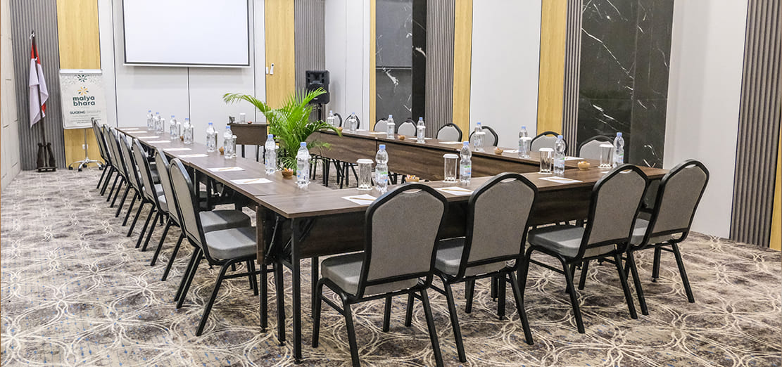 Meeting Room Malyabhara SEDAP MALAM