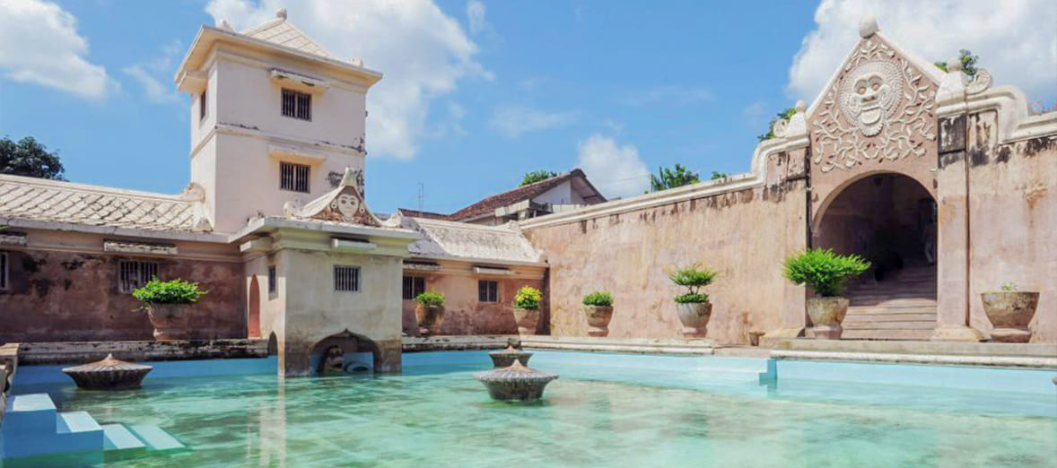 Nearby Destination TAMAN SARI Malyabhara Hotel
